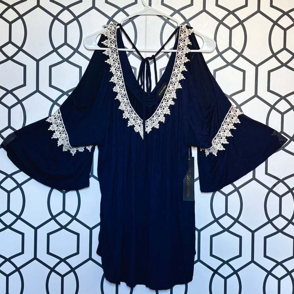 NWT G Collection Navy Blue Cold Shoulder Bell Sleeve Tunic Lace Trim, Size 3X
